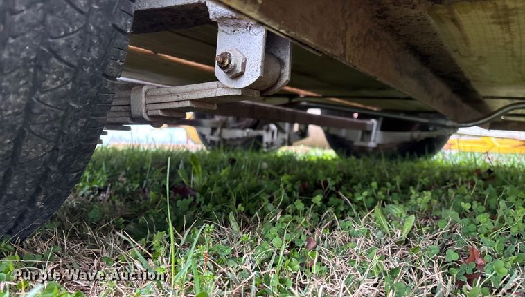 image for item EN5878 Utility trailer