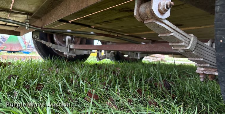 image for item EN5878 Utility trailer