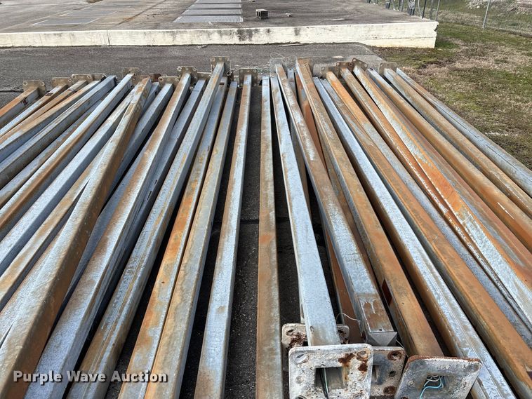 image for item EN5881 Approximately 33 light poles