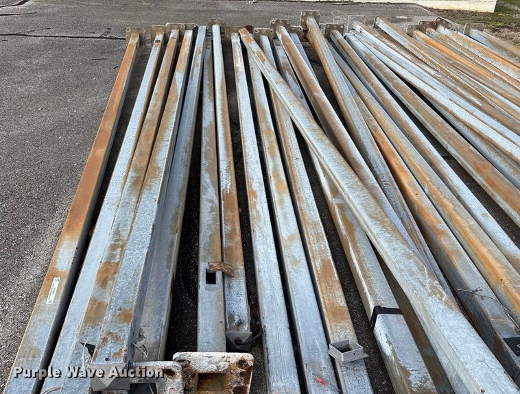 image for item EN5881 Approximately 33 light poles