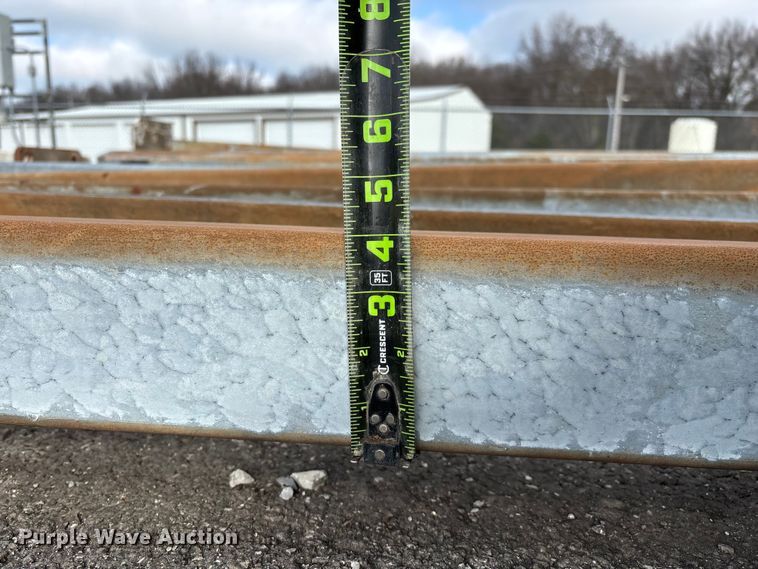 image for item EN5881 Approximately 33 light poles