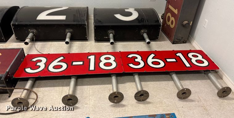 image for item EN5882 Airport runway lights