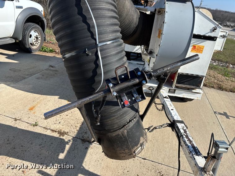 image for item EN5885 ODB LCT 600 leaf vacuum