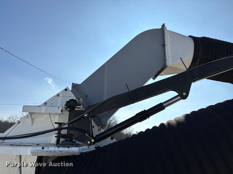 image for item EN5885 ODB LCT 600 leaf vacuum