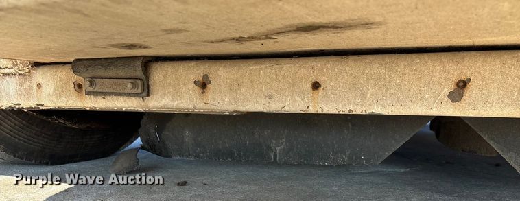 image for item EN5886 2014 Elgin Pelican Series NP street sweeper