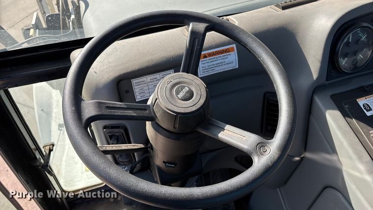 image for item EN5886 2014 Elgin Pelican Series NP street sweeper