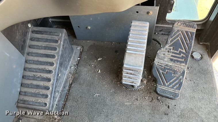 image for item EN5886 2014 Elgin Pelican Series NP street sweeper