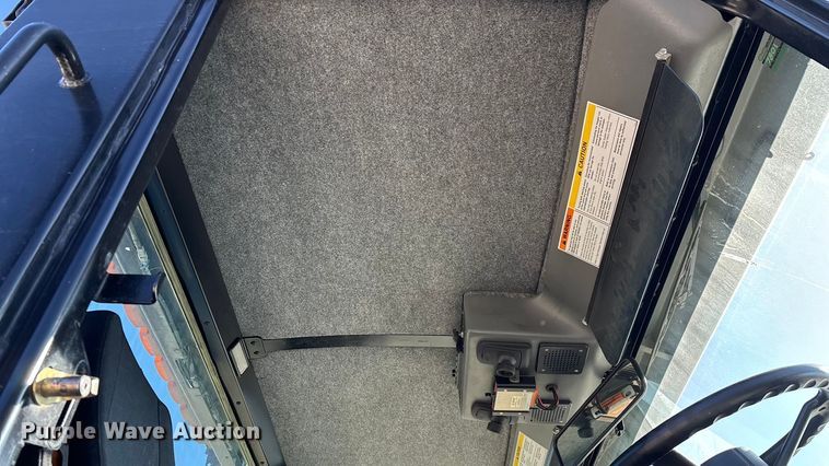 image for item EN5886 2014 Elgin Pelican Series NP street sweeper