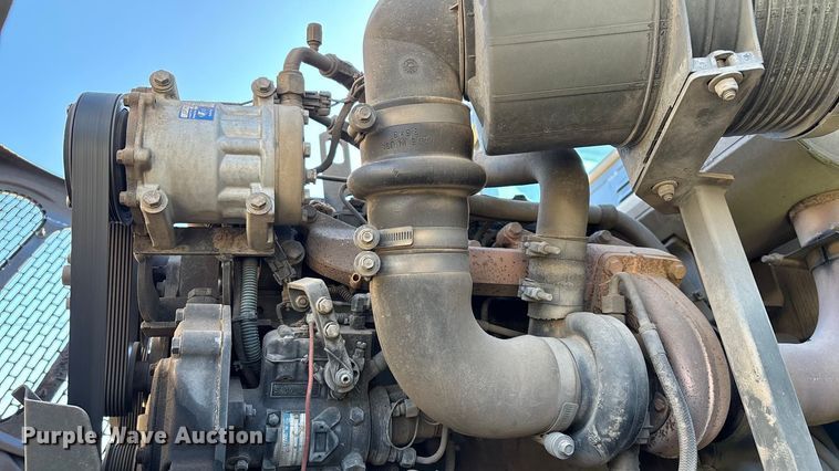 image for item EN5886 2014 Elgin Pelican Series NP street sweeper