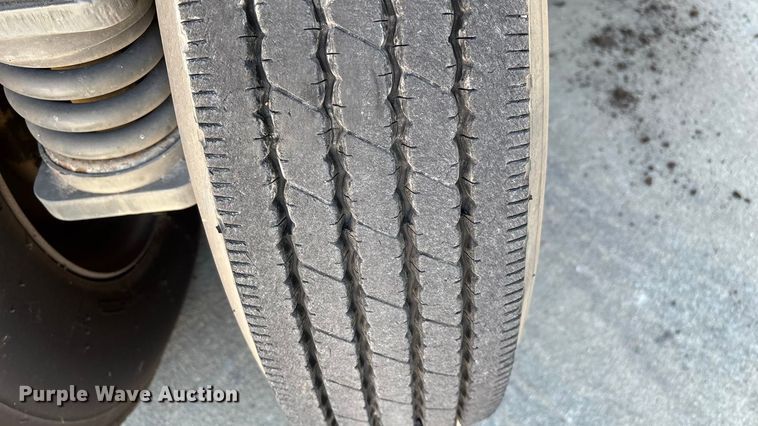 image for item EN5886 2014 Elgin Pelican Series NP street sweeper