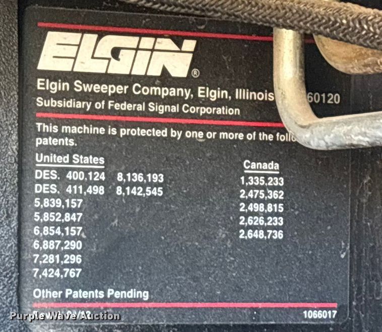 image for item EN5886 2014 Elgin Pelican Series NP street sweeper