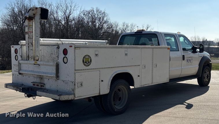 image for item EN5887 2005 Ford F450 utility / service truck