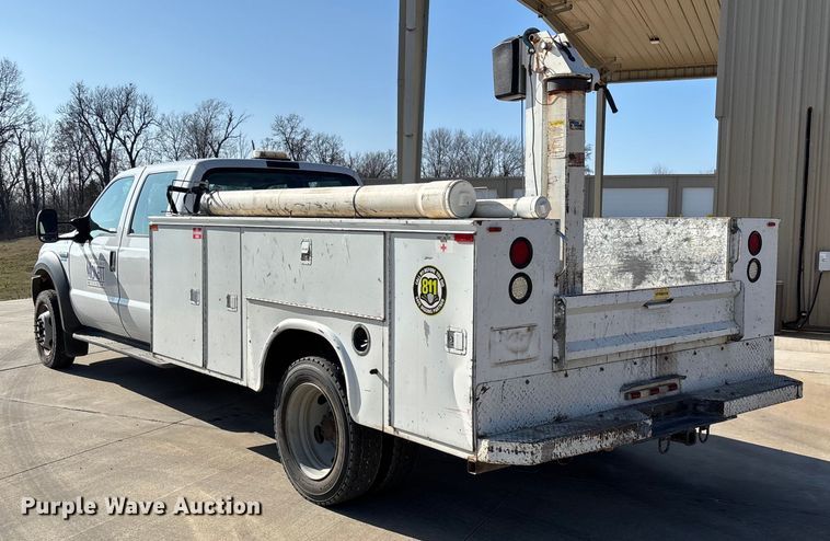 image for item EN5887 2005 Ford F450 utility / service truck