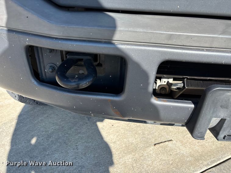 image for item EN5887 2005 Ford F450 utility / service truck