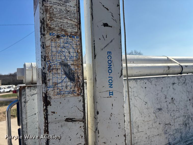 image for item EN5887 2005 Ford F450 utility / service truck