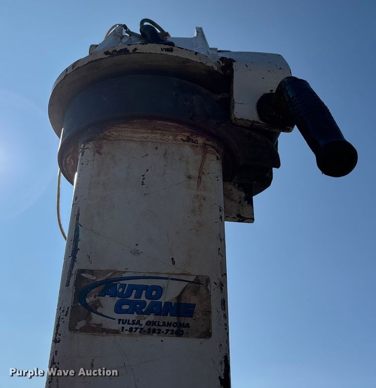 image for item EN5887 2005 Ford F450 utility / service truck