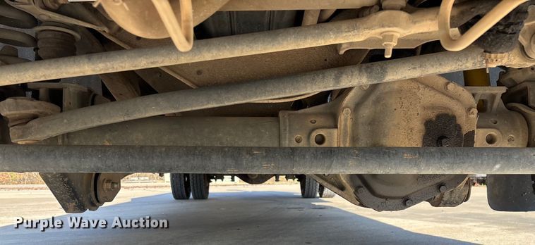 image for item EN5887 2005 Ford F450 utility / service truck