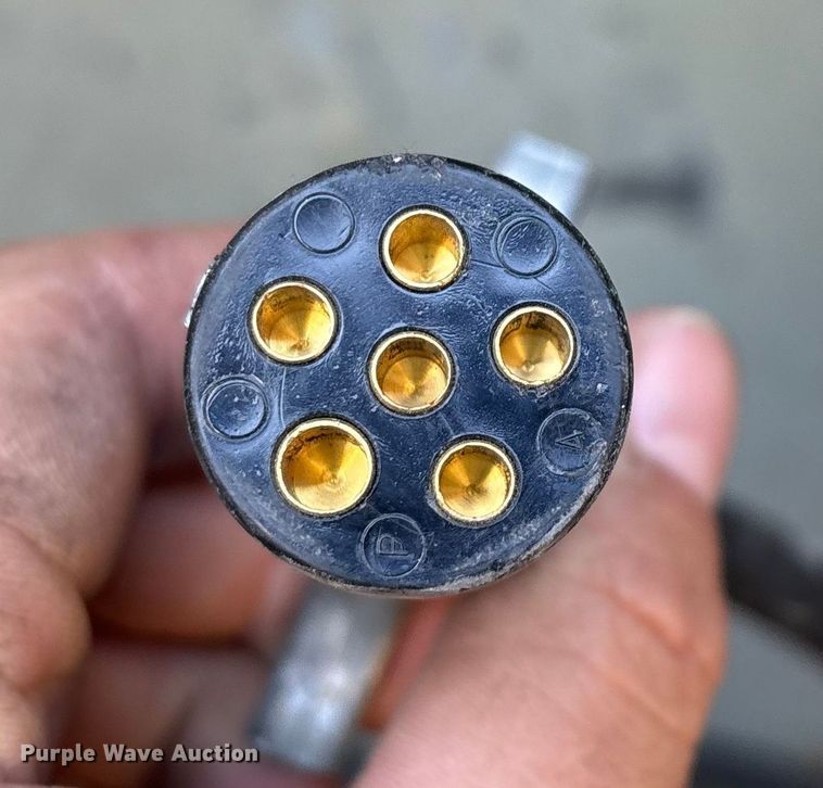 image for item EN5887 2005 Ford F450 utility / service truck