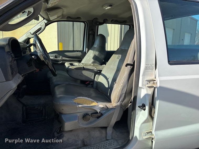 image for item EN5887 2005 Ford F450 utility / service truck