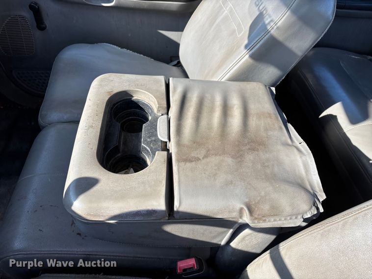 image for item EN5887 2005 Ford F450 utility / service truck