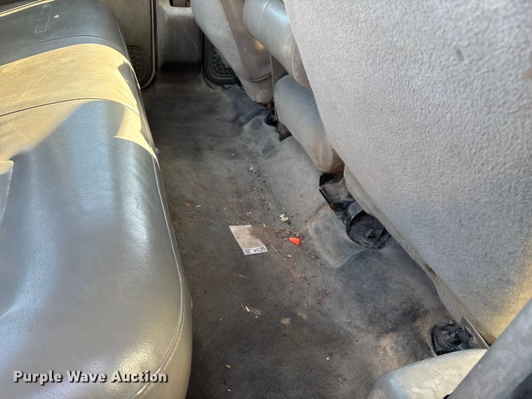 image for item EN5887 2005 Ford F450 utility / service truck