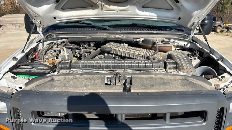 image for item EN5887 2005 Ford F450 utility / service truck