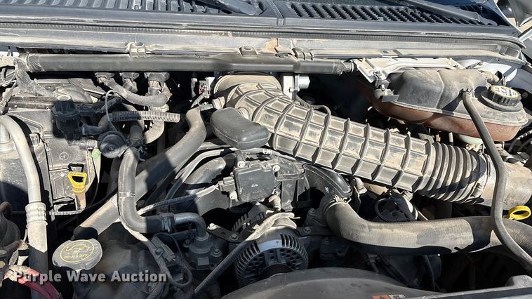 image for item EN5887 2005 Ford F450 utility / service truck