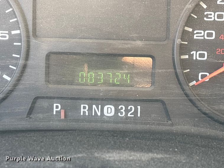 image for item EN5887 2005 Ford F450 utility / service truck