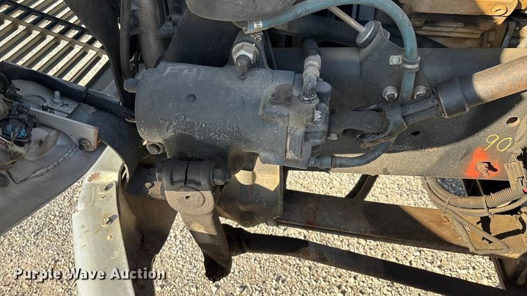 image for item EN5889 1999 Freightliner FL70 bucket truck