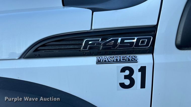 image for item EN5896 2012 Ford F450 utility / service truck