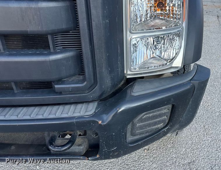 image for item EN5896 2012 Ford F450 utility / service truck