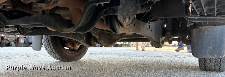 image for item EN5896 2012 Ford F450 utility / service truck