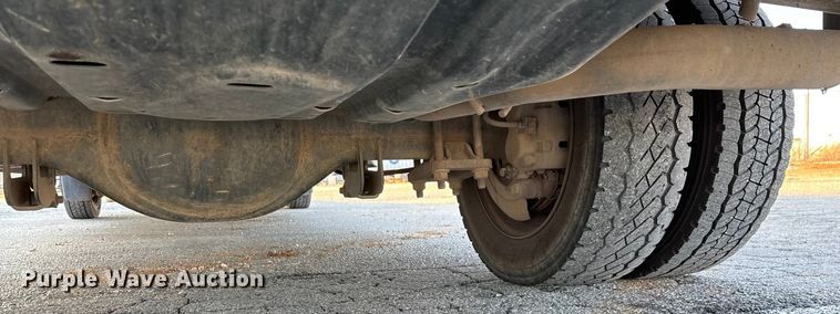 image for item EN5896 2012 Ford F450 utility / service truck