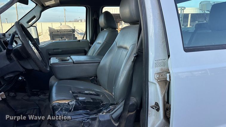 image for item EN5896 2012 Ford F450 utility / service truck