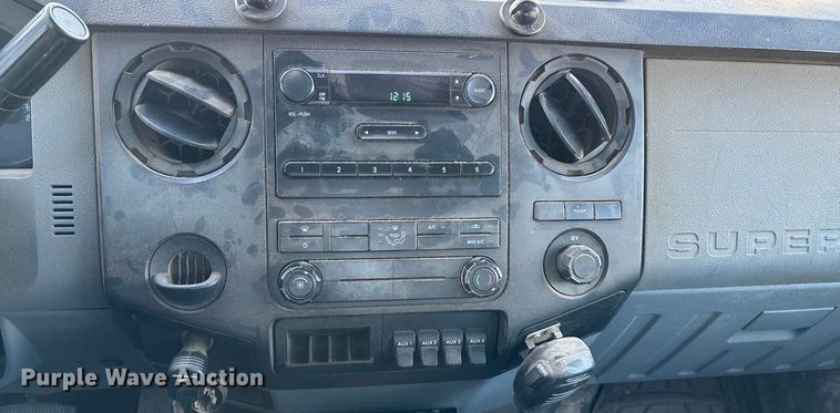 image for item EN5896 2012 Ford F450 utility / service truck