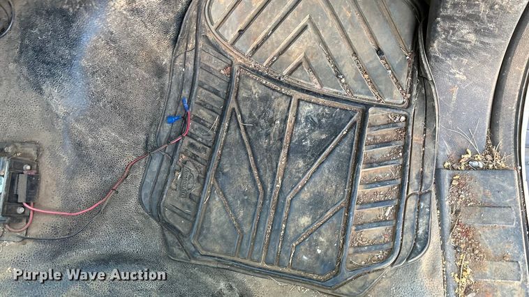 image for item EN5896 2012 Ford F450 utility / service truck