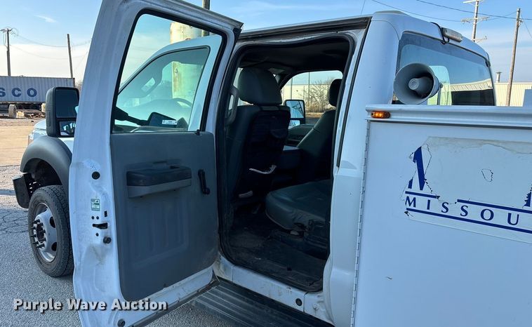 image for item EN5896 2012 Ford F450 utility / service truck