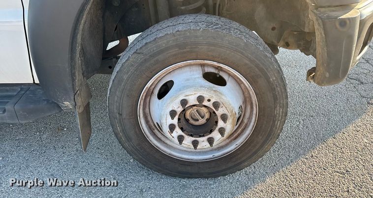 image for item EN5896 2012 Ford F450 utility / service truck