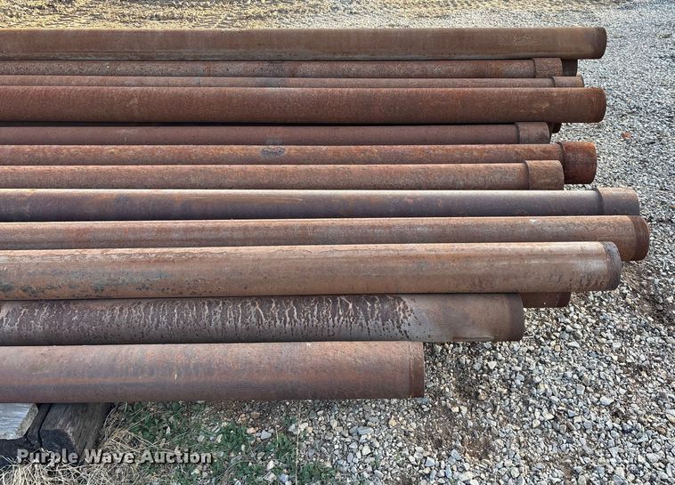 image for item EN5921 Approximately 34 pieces of pipe