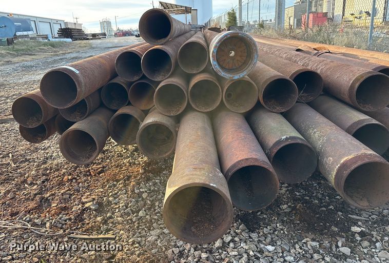 image for item EN5921 Approximately 34 pieces of pipe