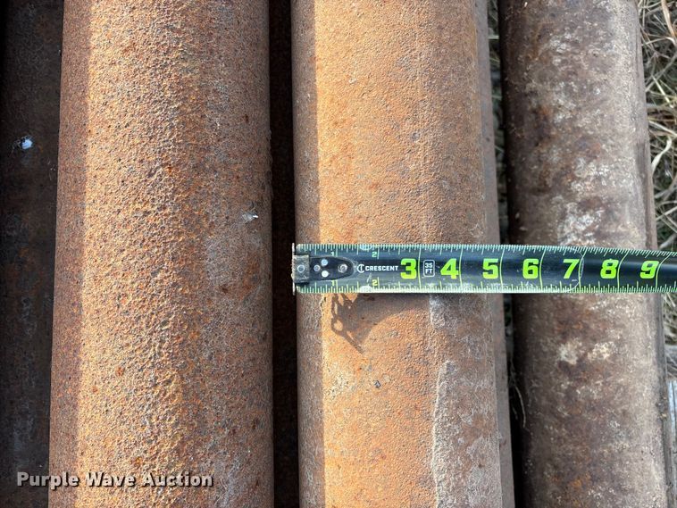 image for item EN5921 Approximately 34 pieces of pipe