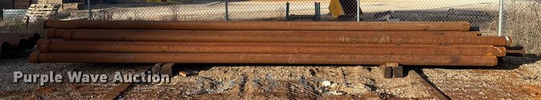 image for item EN5921 Approximately 34 pieces of pipe