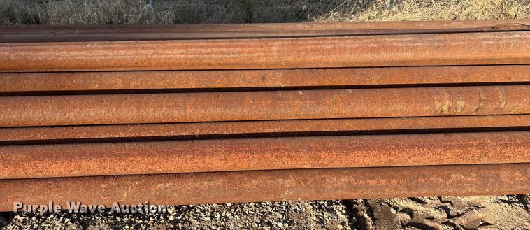 image for item EN5921 Approximately 34 pieces of pipe