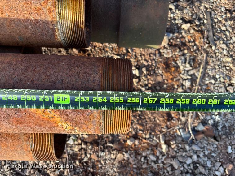 image for item EN5921 Approximately 34 pieces of pipe