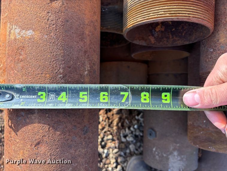 image for item EN5921 Approximately 34 pieces of pipe