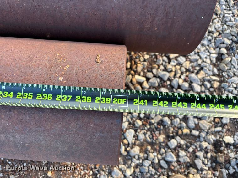 image for item EN5922 Approximately 7 pieces of pipe