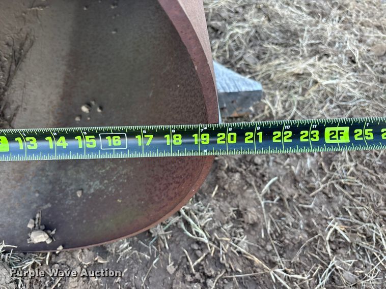 image for item EN5923 Approximately 5 pieces of pipe