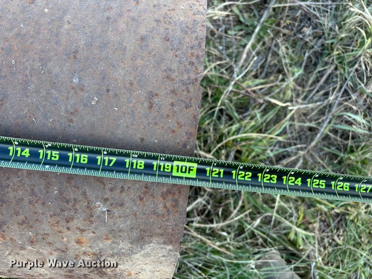 image for item EN5924 (2) pieces of pipe