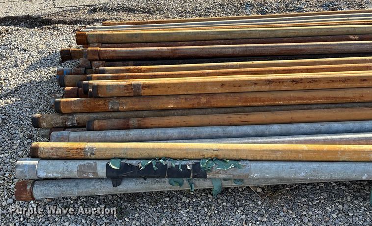 image for item EN5925 Approximately 54 pieces of pipe