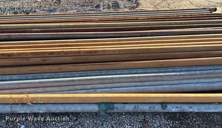 image for item EN5925 Approximately 54 pieces of pipe